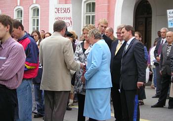 Usklikud ja poliitikud kohtusid Toompeal Lossi platsil 